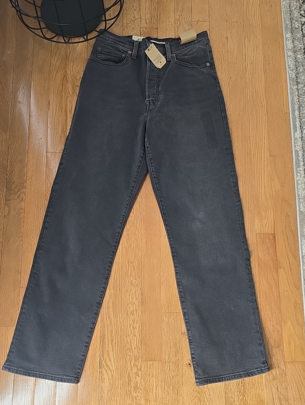 LEVI'S SIGNATURE BRAND WOMEN'S BLACK "RIBCAGE STRAIGHT" JEANS SIZE 31x32